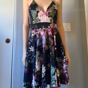 Floral dress! PERFECT CONDITION
